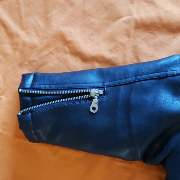 Authentic Harley Davidson Riding Jacket - Picture 3 of 8